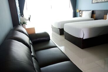 هتل Phuket Chinoinn Shaplus Certified