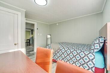 茅舍 Lake Guntersville Home: 1 Mi To Boat Ramp!