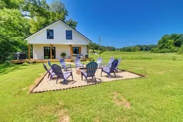 Mökkimajoitus Modern Burkesville Home: 2 Mi To Dale Hollow Lake!