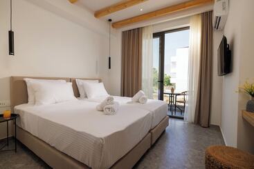 Appart'hotel Soho Seafront Suites