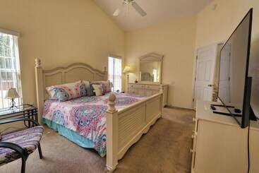 Сельский дом Arler House Amazing 4 Bed 3 Bath Private Pool