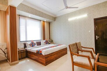 Hotel Fabexpress Vistara Grand
