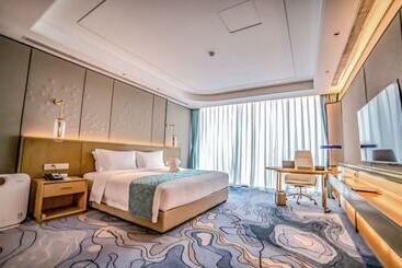 Oceantec Valley Hotel Qingdao