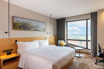 فندق Doubletree By Hilton Vientiane