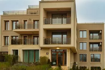 هتل آپارتمان Vemara City Apart