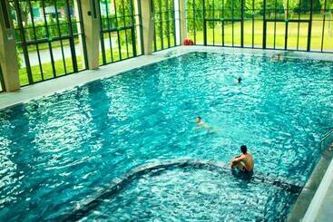 استراحتگاه Ncc Garden Villas   Ncc