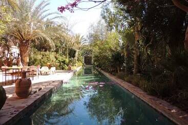 Bed and Breakfast Dar Al Hossoun