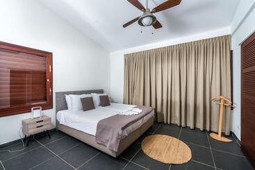 Delfins Beach Resort