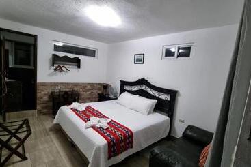 El Delfin Hotel Y Restaurante