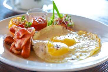 Hotel Liyya Water Villas