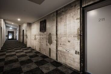 مُتل The Metrotel