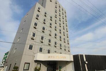 בית מלון כפרי Lc Gifu Hashima