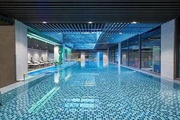 هتل Grand Bay Resort