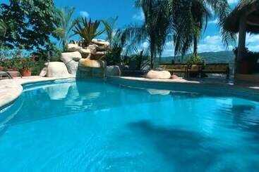 فندق Villas Chulavista