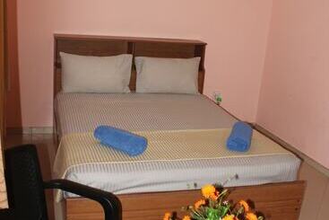 Ostello A4 Residence Airport Transit Hub