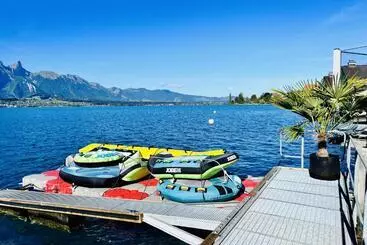 Boutique Hotel Niesenblick Direkt Am Thunersee Gelegen Mit Self Check In & Digitaler Rezeption