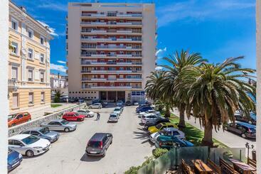 تختخواب و صبحانه Giardin Exclusive Rooms And Suite