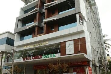 ホテル Amber Castle