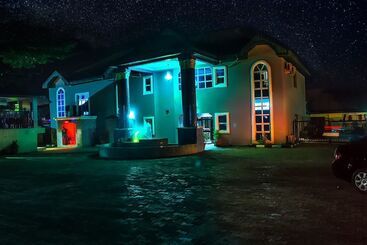 Otel Keves Inn And Suites