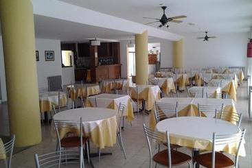 فندق Correa Playa