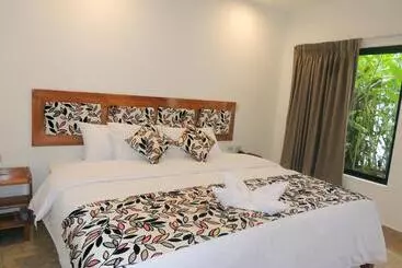 Hotel Jungle House