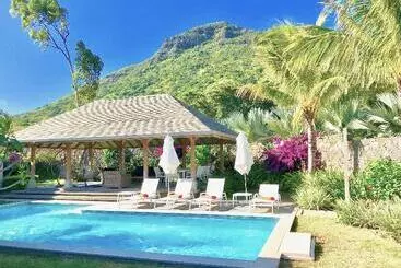 استراحتگاه Marguery Villas