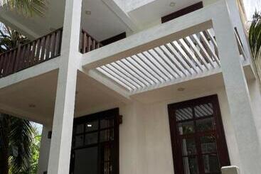 Bed and Breakfast Dinuri Villa