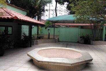 تختخواب و صبحانه Villa Norma Suites