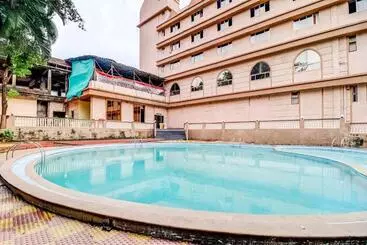 Otel Dhuri Resort