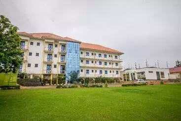 هتل Vienna Golden