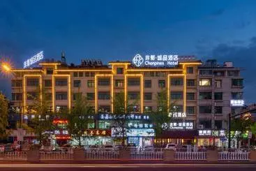 Hotel Chonpines