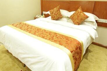 Vienna Classic Hotel Kongtong Avenue