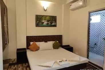 Hotel Max Guest House