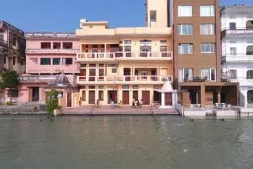 Hotel Devnadi