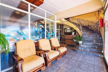 فندق Duc De Vendome