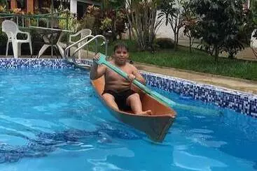 ホテル Rainforest Yasmin