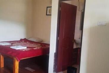 호텔 Satya Anand Cottage Pure Veg And Non Alcoholic