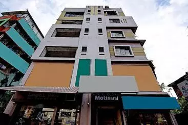 Hotel Collection O Motisarai Near Birla Mandir