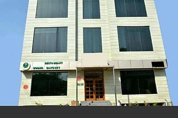 호텔 Capital O 5389  Polo Club