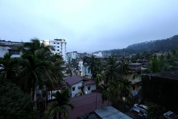 فندق Sunview International