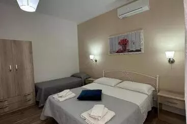 Bed and Breakfast Giardino Dei Baroni House
