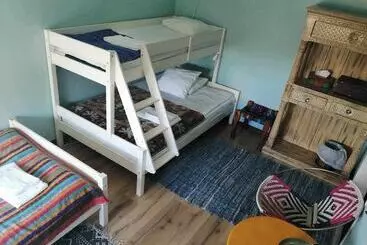 Bed & Breakfast Flipflop Beach Bar & Rooms