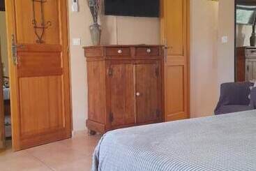 민박 Le Mas Des Vergers