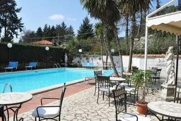 ホテル Villa Artemis