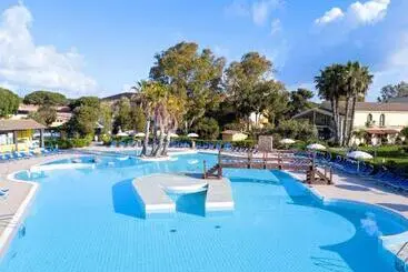 Hotel Castello "Horse Country Resort"