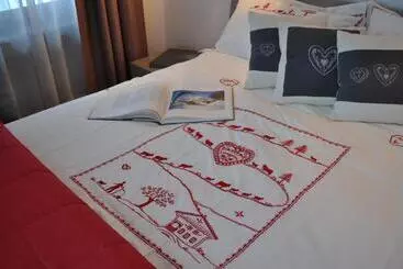 Aamiaismajoitus (B&B) Maison Constance