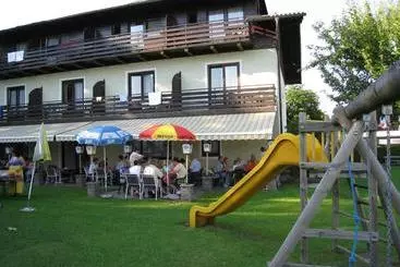 ホテル Gasthof Strobl Waldfrieden Garni