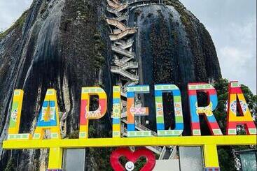 בית מלון כפרי Guatatur