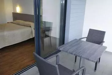 ホテル Hôtel Les Fougères   Hossegor