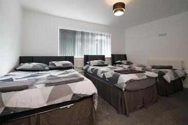 בית מלון כפרי The Pickering Park